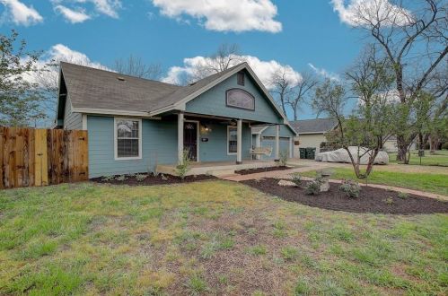 2006 Main St, Georgetown, TX 78626-7930