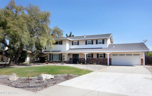 967 Diamond Dr, Santa Maria, CA 93455-3925
