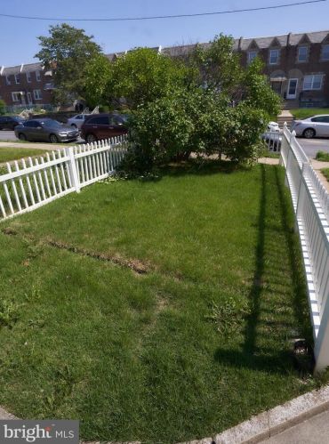 2922 Lardner St, Philadelphia, PA 19149-3519