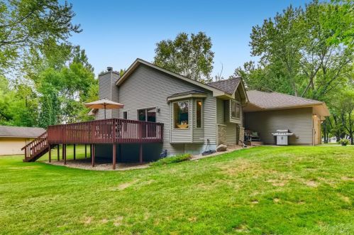 19215 Cypress St, Otsego, MN 55374-9438