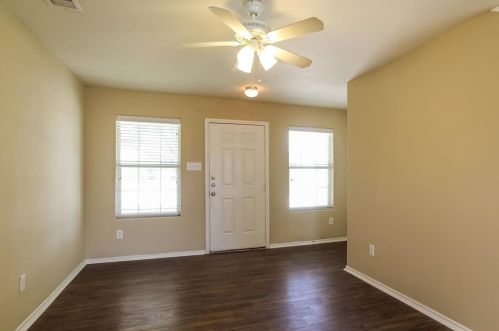 2321 Shady Birch Dr, Conroe TX  77301-3347 exterior