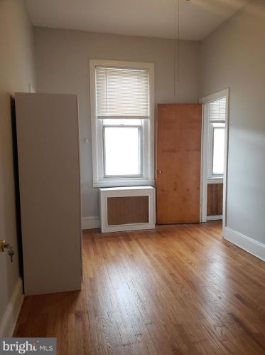 1813 19 St, Philadelphia PA  19146-1438 exterior