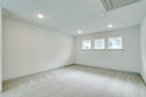 1520 Jackson St, Carrollton TX 75006-6296 exterior