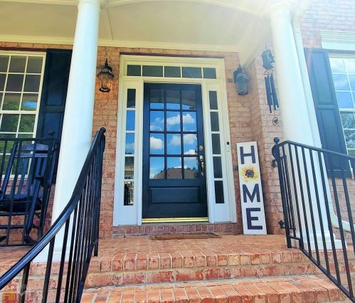 920 Andover Gln, Holly Springs, GA 30115-6315