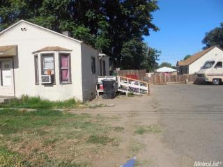 1433 Ritsch Ln, Modesto, CA 95351-2457