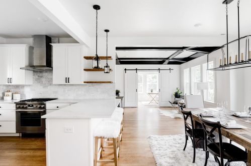2203 Grape St, Denver CO  80207-3838 exterior