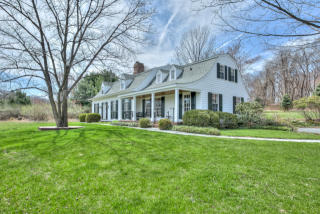 38 Fox Hill Rd, Califon, NJ 07830-3006