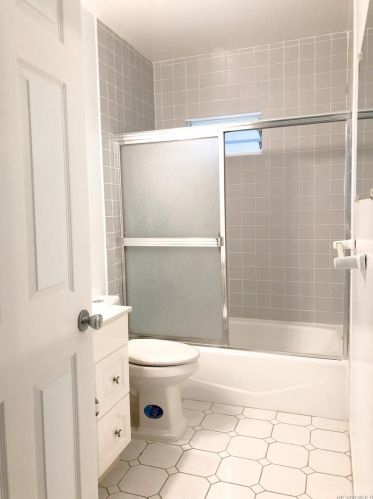 543 Pepeekeo Pl, Honolulu HI  96825-1121 exterior