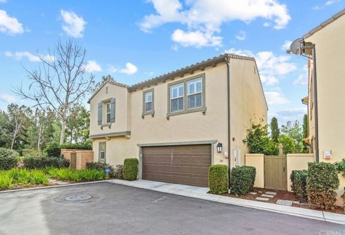 34 Latitude, Irvine CA  92618-8821 exterior