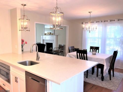 30 Springfield Ave, Cranford, NJ 07016-2144