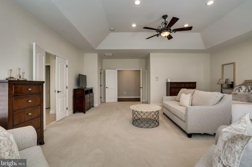 15747 Spyglass Hill Loop, Gainesville VA  20155-3239 exterior