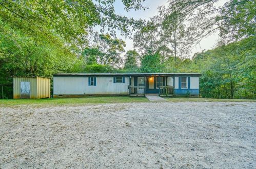3184 Broome Rd, Gainesville, GA 30507-7809
