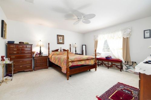 1352 Granite Springs Dr, Chula Vista CA  91915-1540 exterior