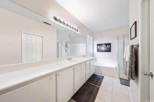 17890 Cedarwood Dr, Riverside CA  92503-7041 exterior