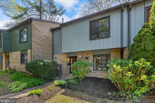 1785 Ivy Oak Sq, Herndon, VA 20190-4722