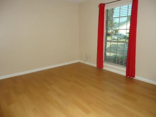 1310 Bellgrove Dr, Taylor Lake Village TX  77586-6058 exterior