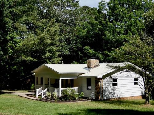 1379 Sunlight Rd, Ellijay, GA 30540-6690