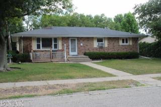 902 Sheridan Rd, Normal, IL 61761-4049