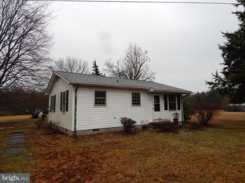 6513 Roxbury Mill Rd, Spotsylvania VA  22551-2484 exterior