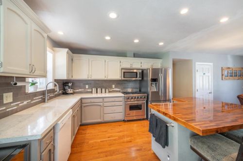 11354 Dorchester Dr, Truckee, CA 96161-1531