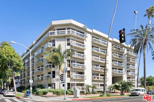 801 Ocean Ave, Santa Monica CA  90403-1020 exterior