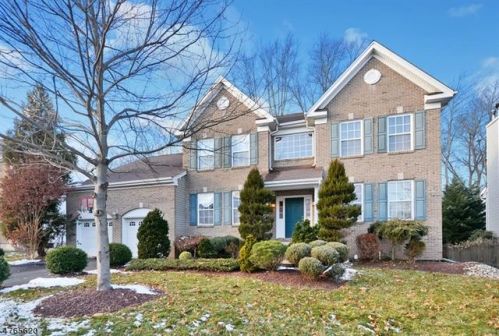11 Colts Run Rd, Princeton, NJ 08540-8593
