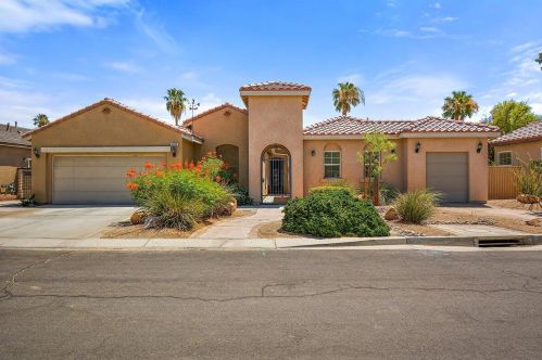 49288 Sherman Dr, Indio, CA 92201-9748