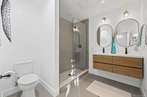 7330 Syracuse Ct, Englewood CO  80112-1749 exterior