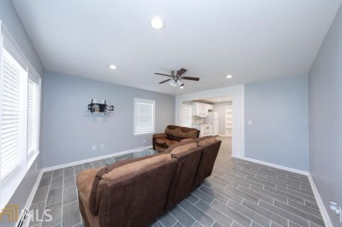 767 Belmont St, Commerce, GA 30529-2006