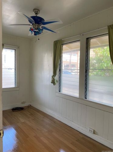 621 Ihe St, Honolulu HI  96817-2240 exterior