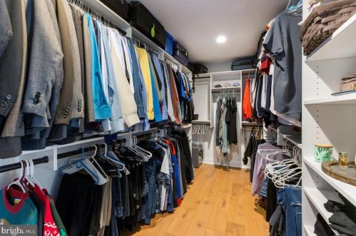 17 Redman Ave, Tavistock NJ  08033-2316 exterior