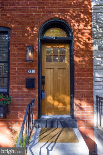 330 Mary St, Lancaster PA  17603-3328 exterior