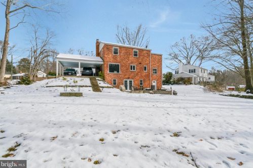 7619 Highland St, Springfield VA  22150-3934 exterior