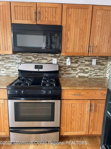 110 Cold Indian Springs Rd, Tinton Falls NJ  07712-3246 exterior