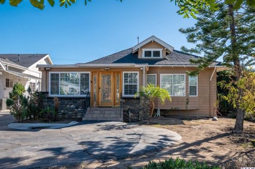 122 Lomita Ave, Glendale, CA 91205-1617