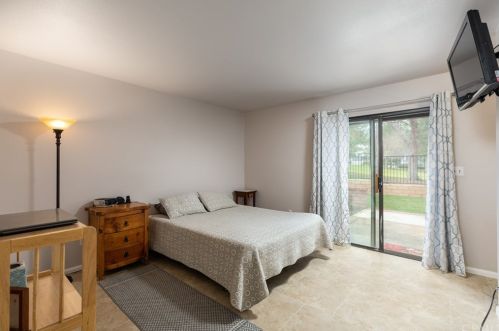 8205 Tamarind Ln, Riverside CA  92509-5179 exterior