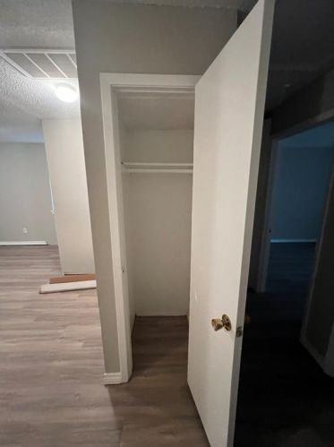 5406 Helmick Ave, Fort Worth TX  76107-7400 exterior