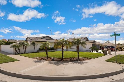 144 Beal Ave, Placentia, CA 92870-2536