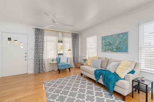 4905 Duval St, Austin, TX 78751-2536