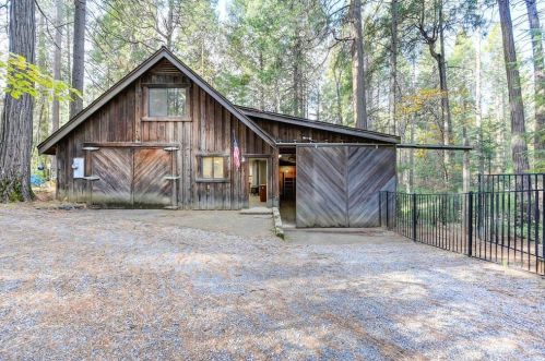 5800 Melody Ln, Michigan Bluff, CA 95631-9714