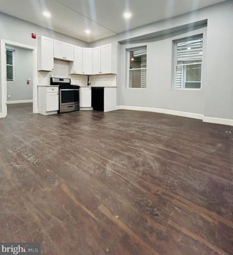 5237 Chester Ave, Philadelphia, PA 19143-4342
