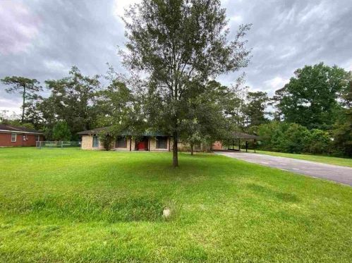 800 Forest Ln, Lakeview, TX 77662