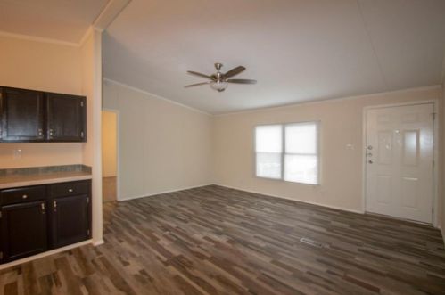 126 Carmen Blvd, Conroe TX  77306-6721 exterior