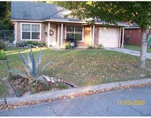 136 Quail Hollow Dr, Savannah, GA 31419-3518