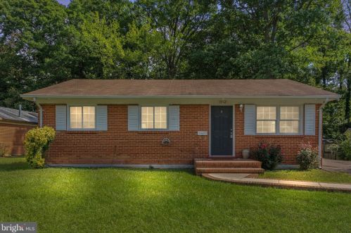 3542 Forestdale Ave, Woodbridge, VA 22193-2058