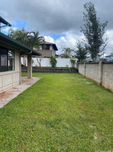 95-1022 Kahakiki St, Mililani, HI 96789