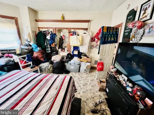 3563 11 St, Philadelphia PA 19140-4303 exterior