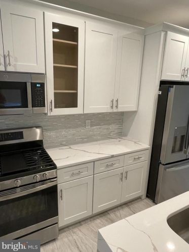 5732 16th St, Philadelphia PA  19141-1702 exterior