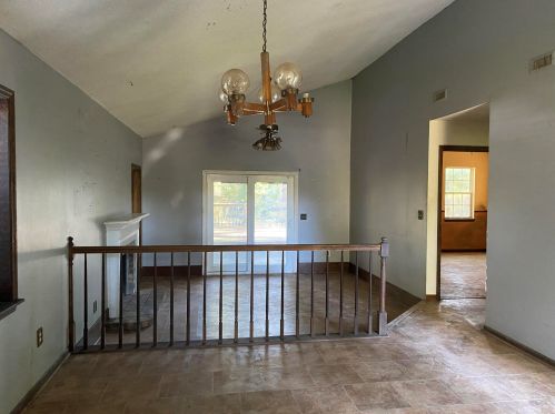133 Hummingbird Ave, Ladson, SC 29456-5483