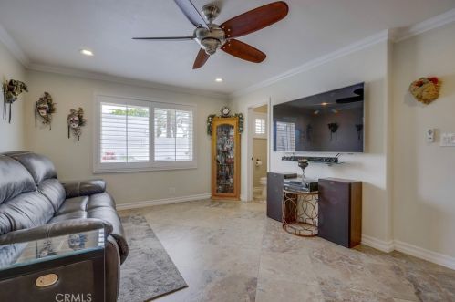 305 Kenmore St, Anaheim CA  92804-2114 exterior